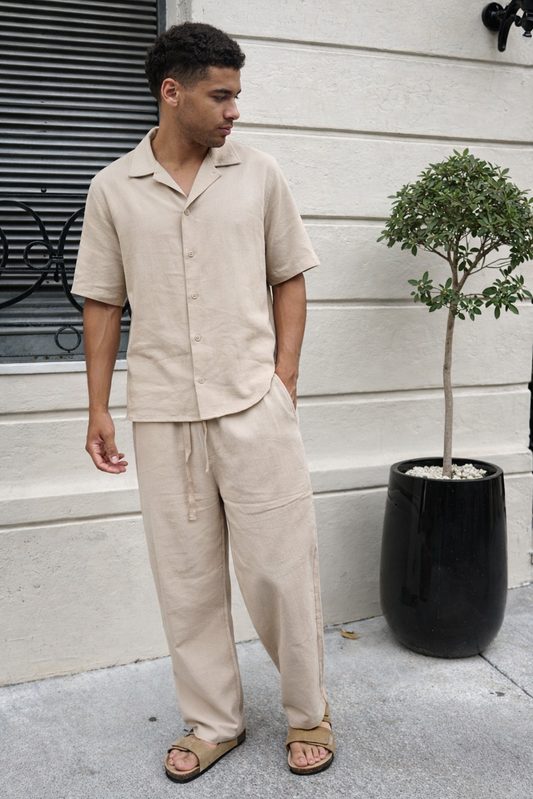 Camisa + Pantalón Beige