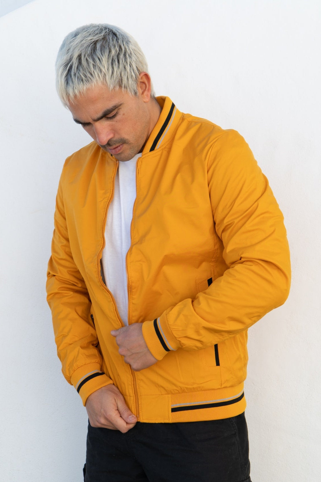 Bomber Nylon Dumas Mostaza