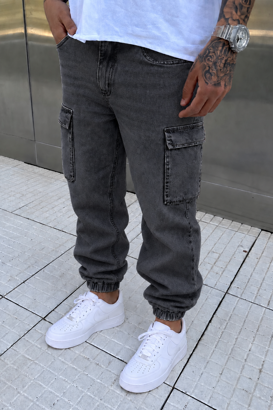 Jean Cargo Puño Mom Derby Gris Oscuro