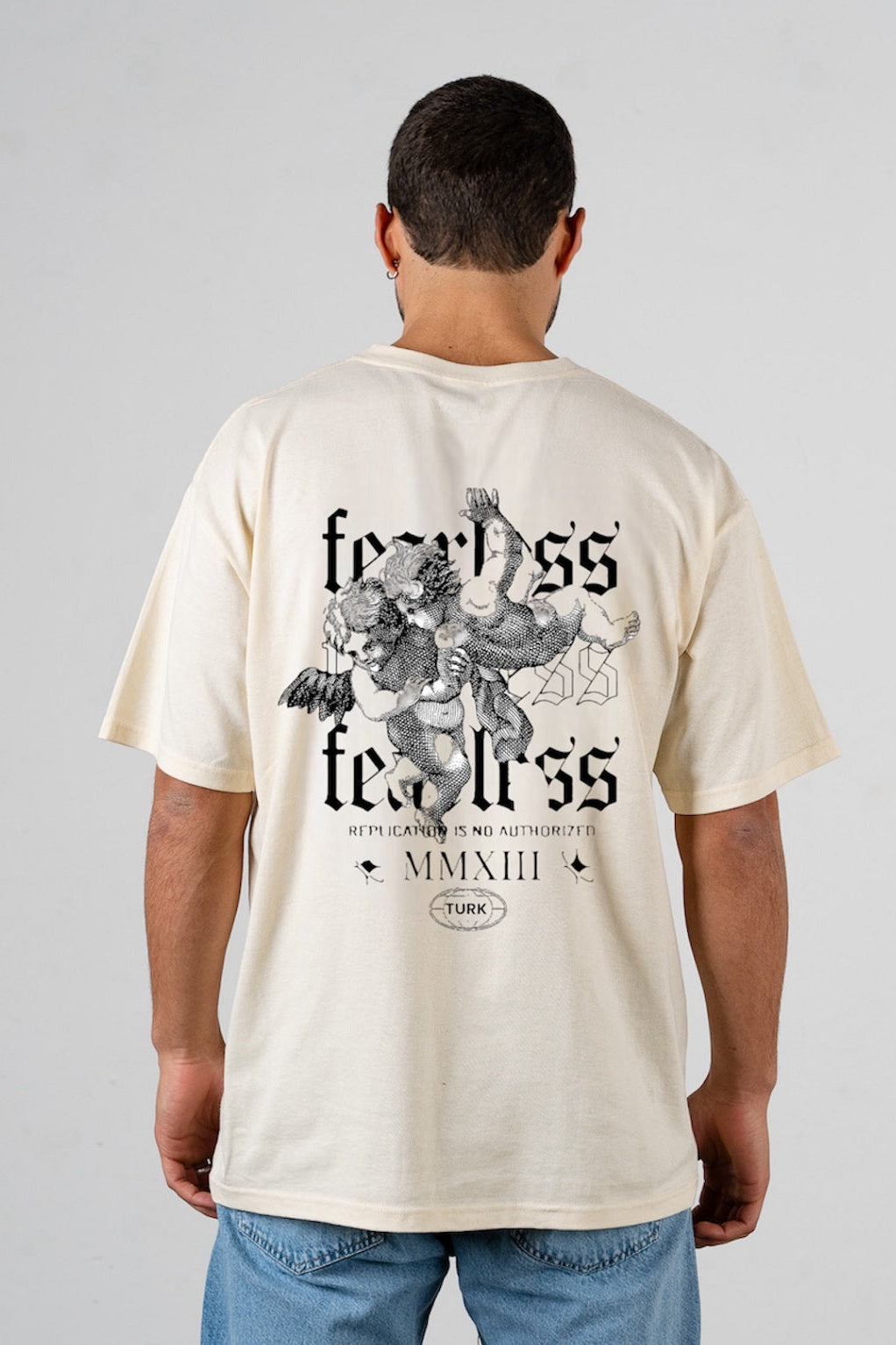Remera Fearless Beige