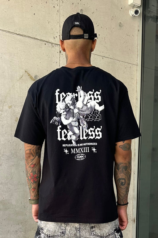 Remera Fearless Negro