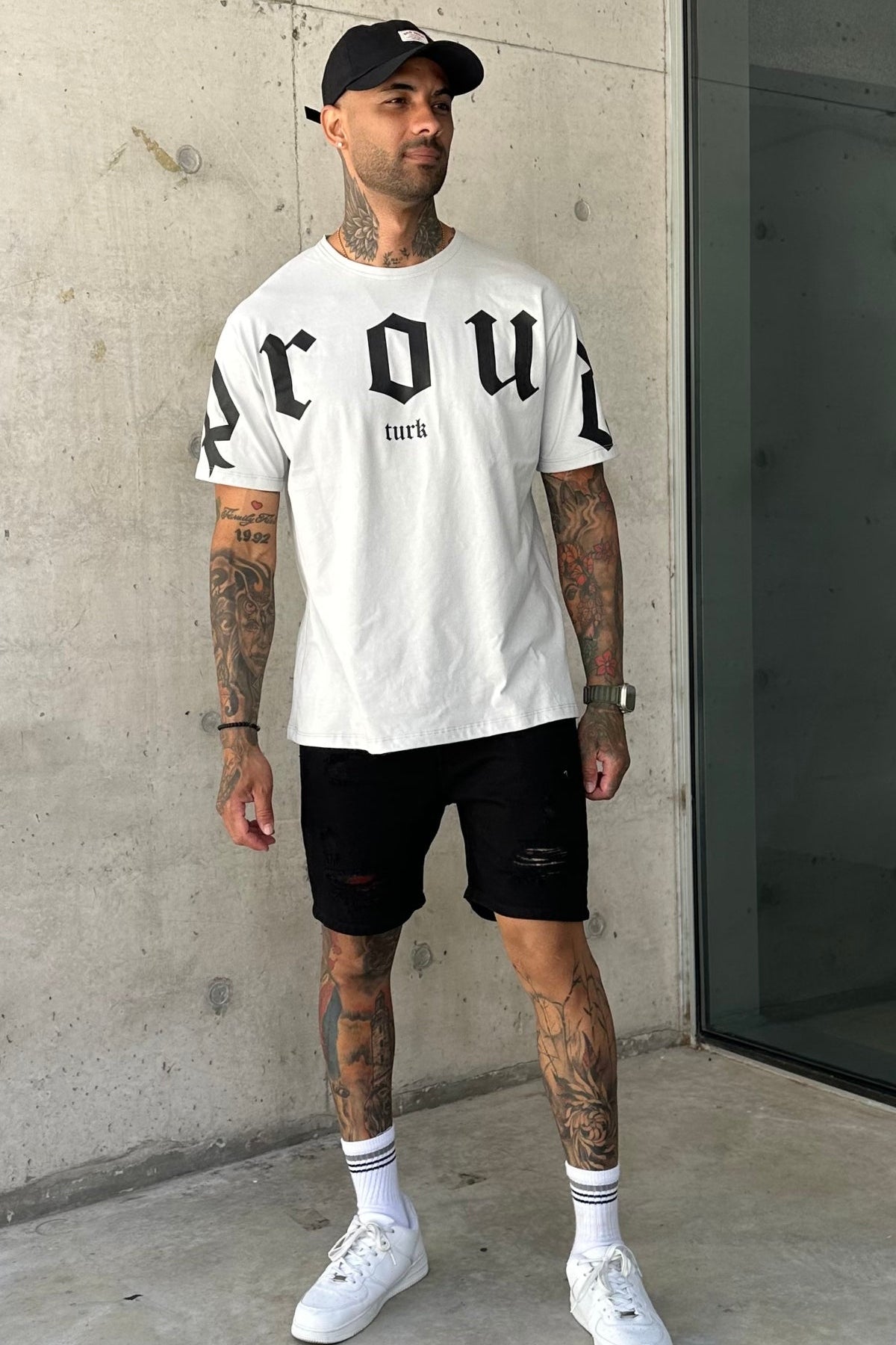 Remera Oversize Proud Gris Claro