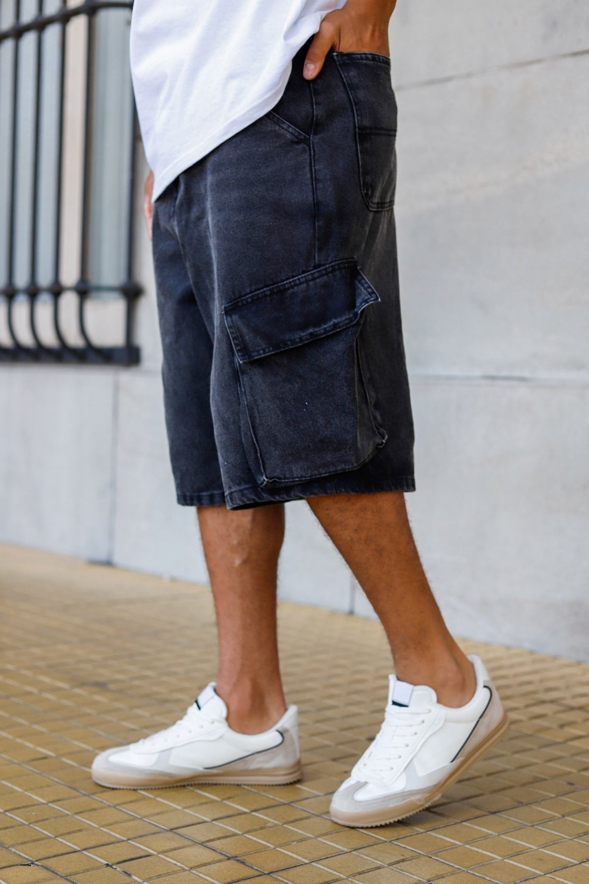 Bermuda Cargo Super Baggy Tampa Gris Oscuro