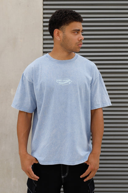 Remera Studio Celeste