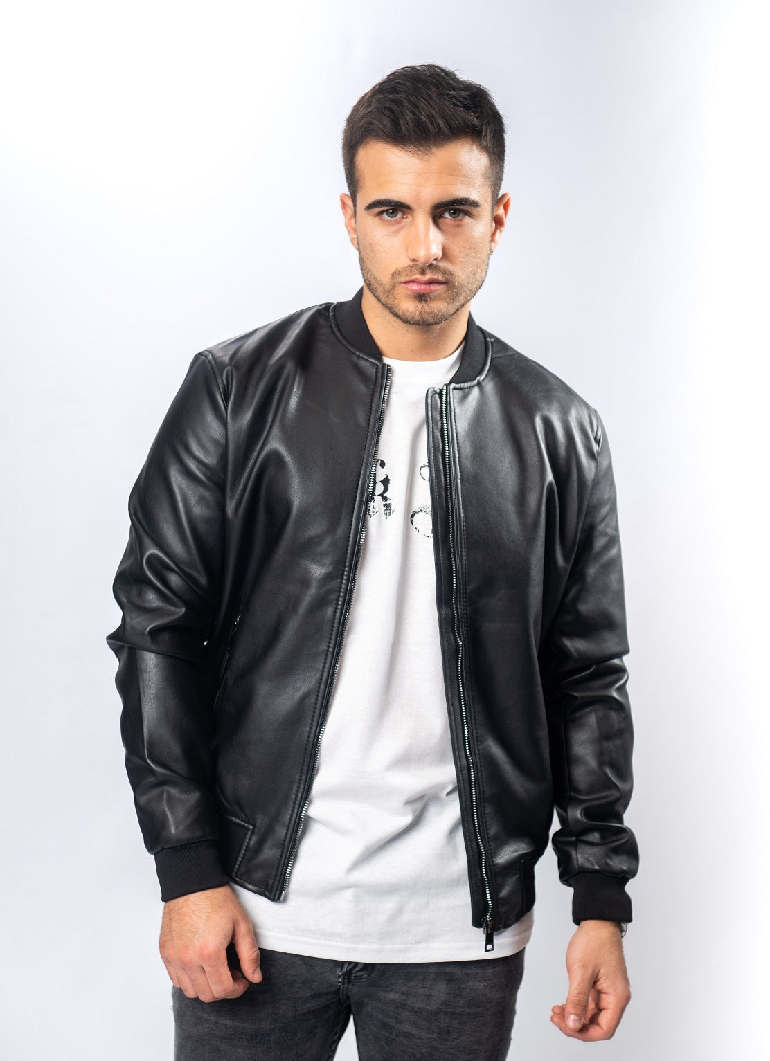 Campera Bomber Cuero Morris